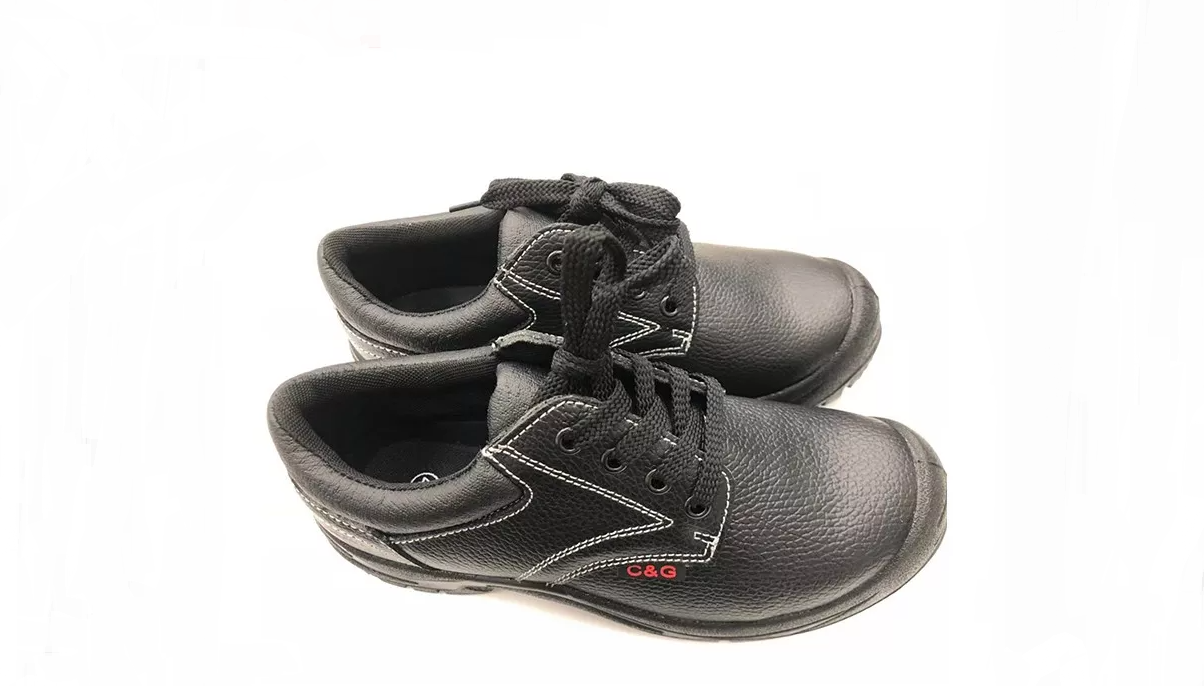 絕緣勞保鞋的防護(hù)原理及使用注意事項